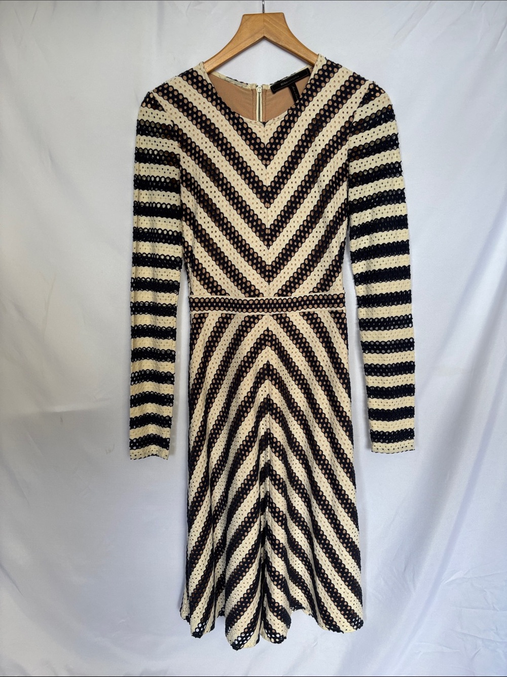 BCBGMaxAzria Long-Sleeve Chevron Lace Dress in Cream and Navy Blue